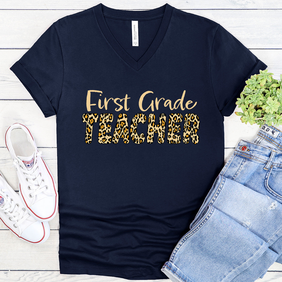 First Grade TEACHER in Leopard print - V-Neck Tee